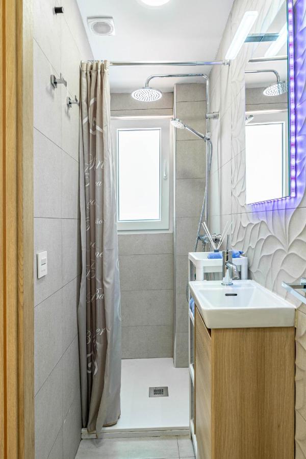 Central Luxury Flat With Free Parking Apartment Valencia Exterior photo